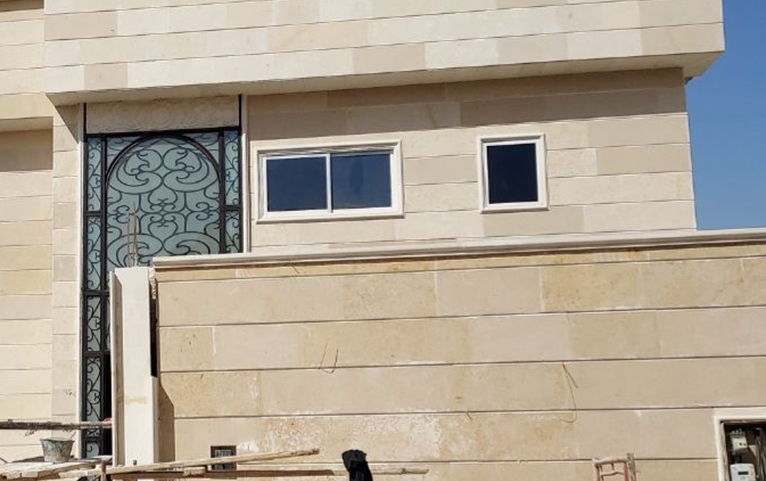 أعمال التشطيب والديكور الفاخر للفلل والقصور